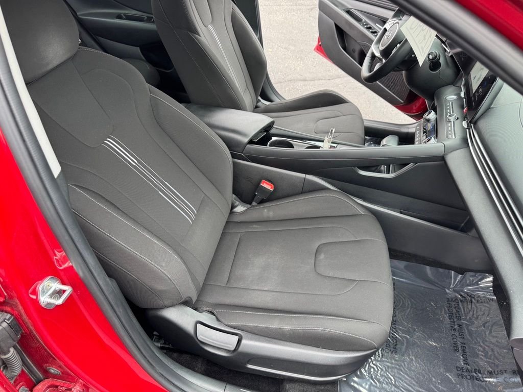 Used 2023 Scarlet Red Hyundai SEL image 28