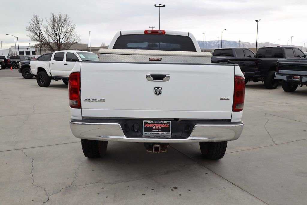 Used 2006 Bright White Dodge SLT image 5