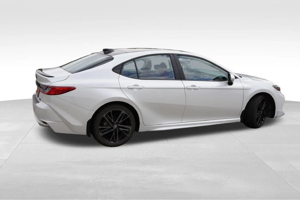 Used 2025 Pearl Toyota XSE image 4