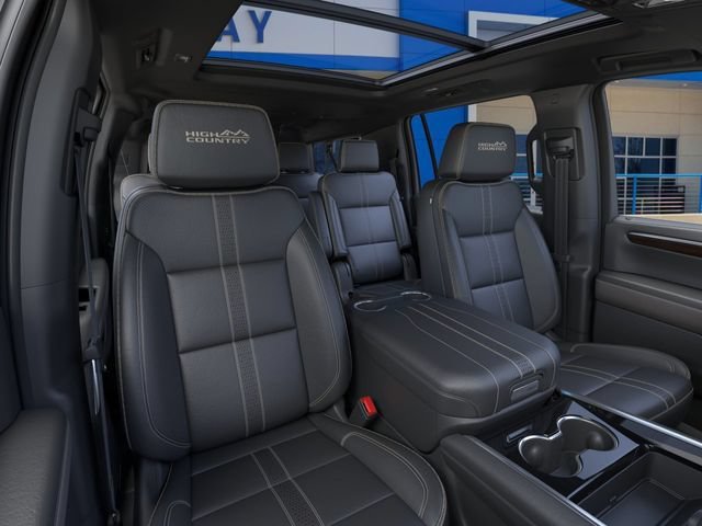 2026 Chevrolet Suburban High Country - Photo 19