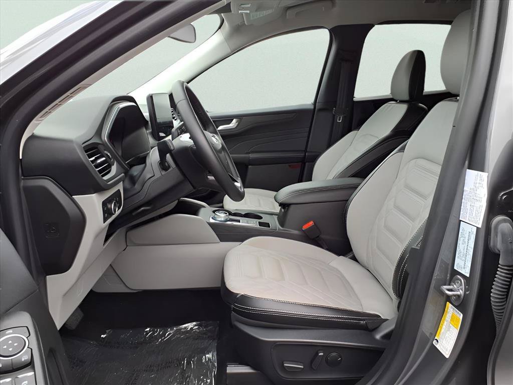 Used 2024 Silver Ford PHEV image 19
