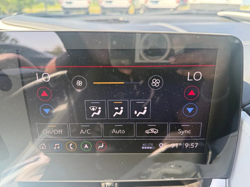 Used 2020 BLADE SILVER METALLIC Chevrolet 3LT image 24