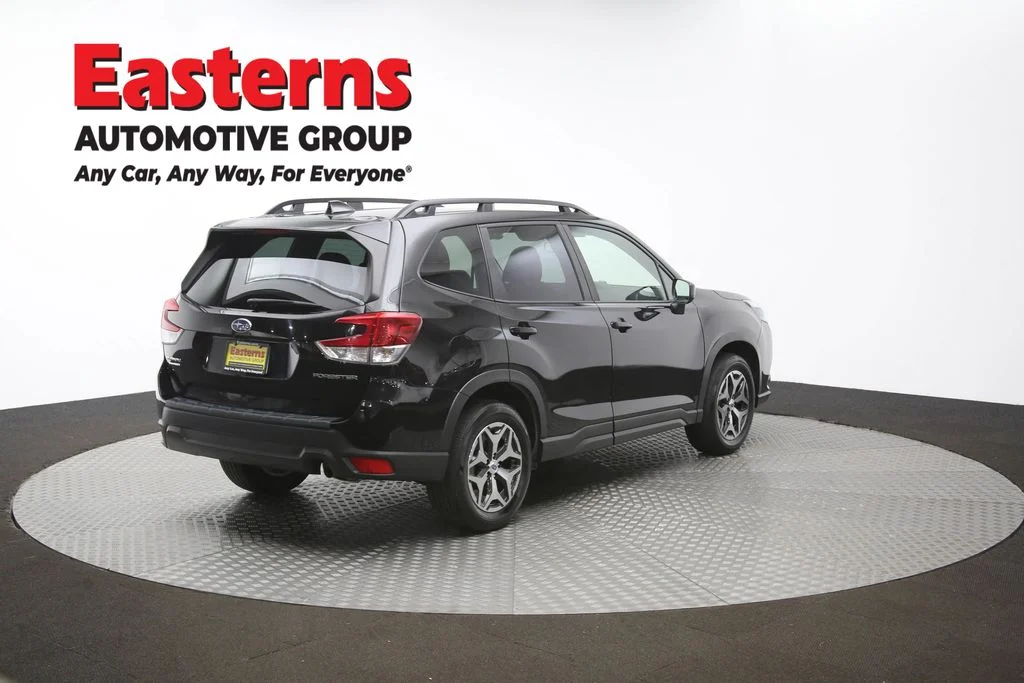 Used 2022 Black Subaru Premium image 44