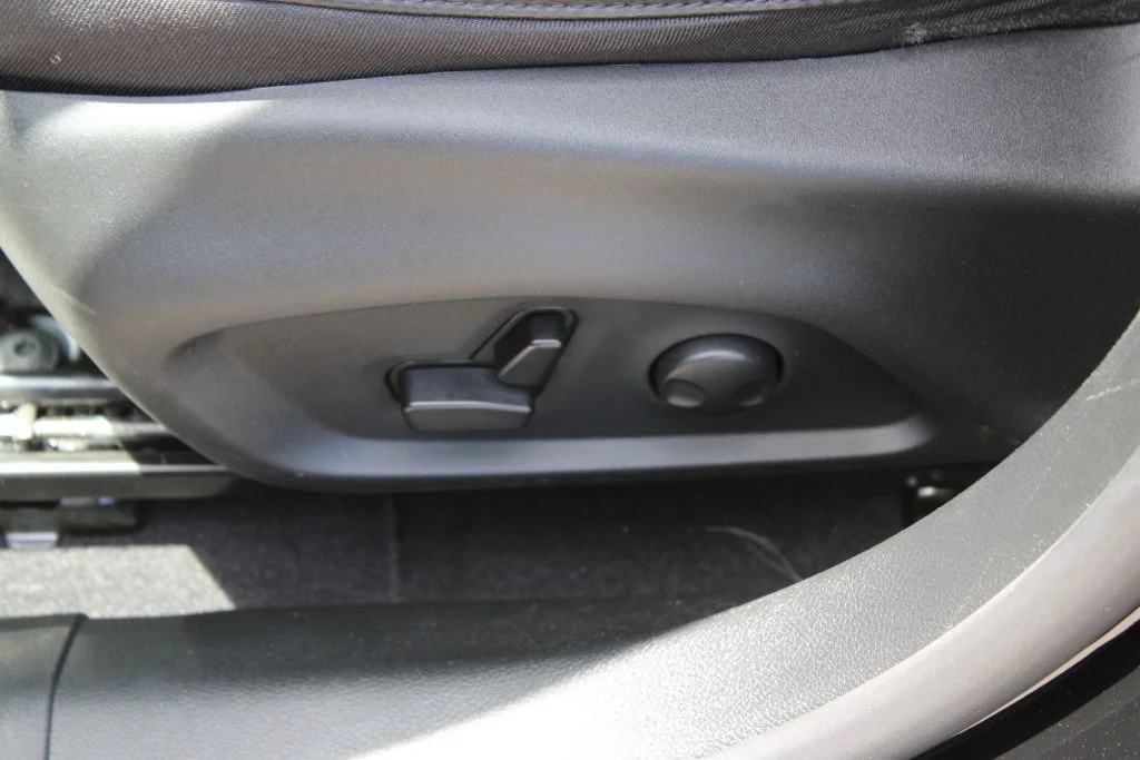 Used 2023 Black Jeep Limited image 16