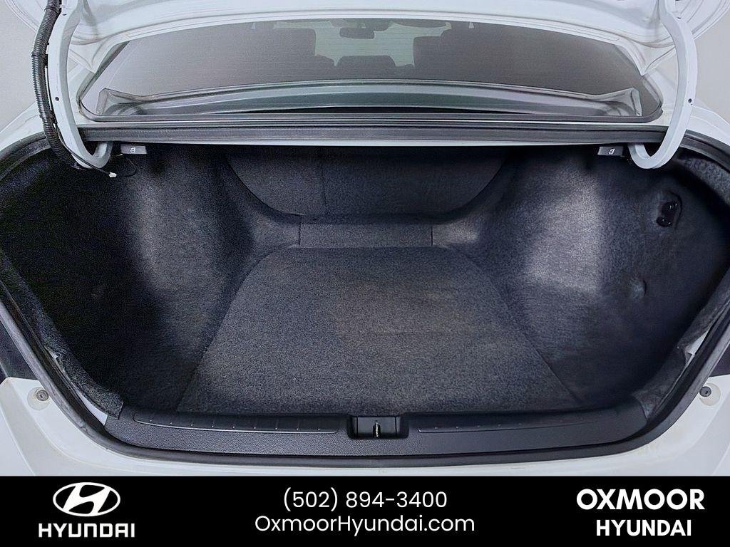 Used 2022 Platinum White Pearl Honda Sport image 23