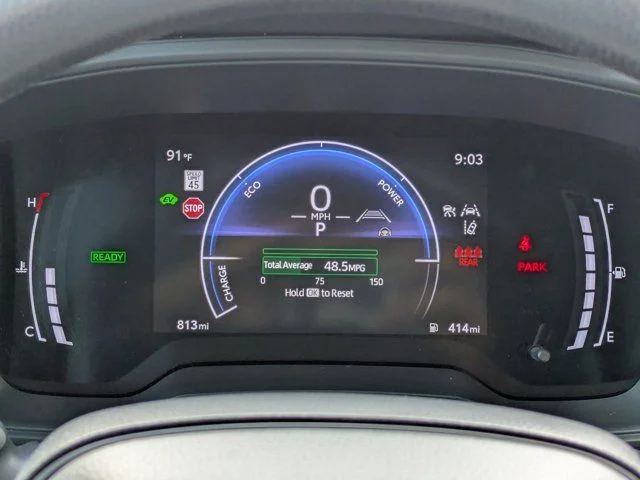 2026 Toyota Corolla LE - Photo 25