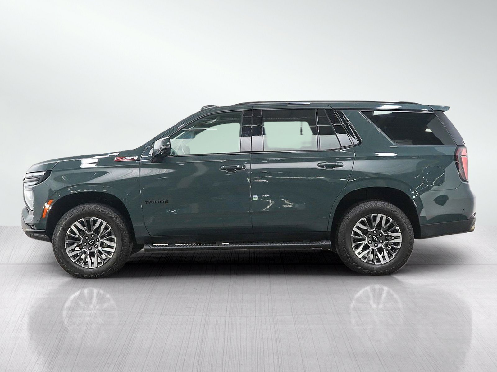 Used 2025 Chevrolet Tahoe Z71 with VIN 1GNS6PRL2SR292141 for sale in White Bear Lake, Minnesota