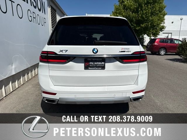 Used 2026 White BMW xDrive40i image 5