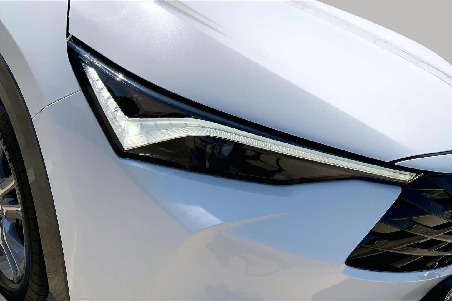 Used 2025 Platinum White Pearl Acura  image 28