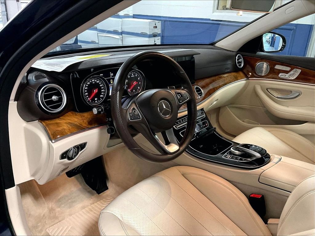 Used 2018 Black Mercedes-Benz E 400 image 8