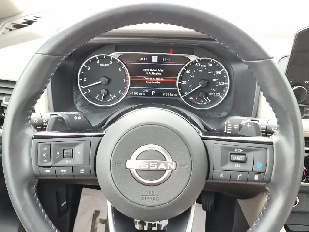 Used 2022 Caspian Blue Metallic Nissan SL image 18