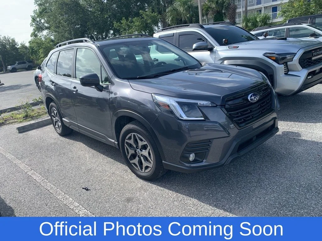 2023 Subaru Forester Premium's photo