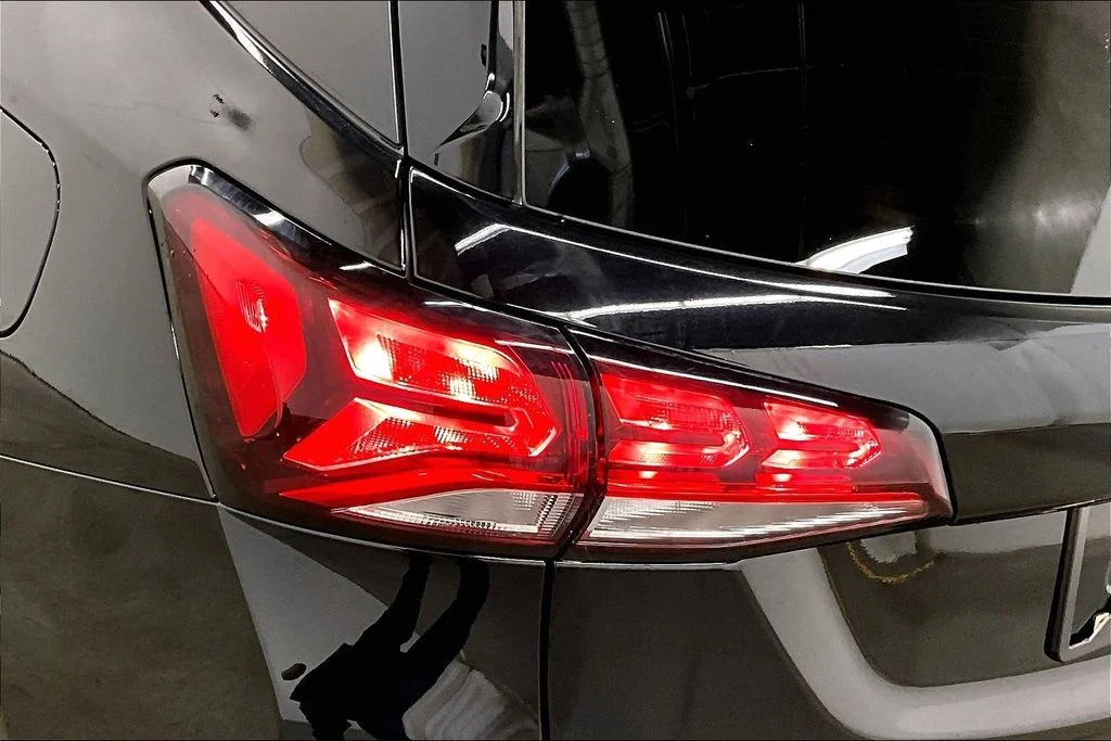 Used 2022 Black Chevrolet LT image 23