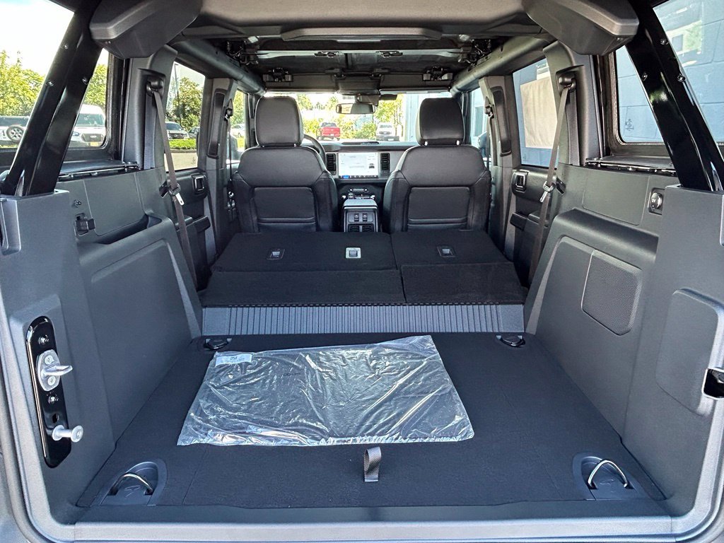 New 2026 Shadow Black Ford Outer Banks® image 27