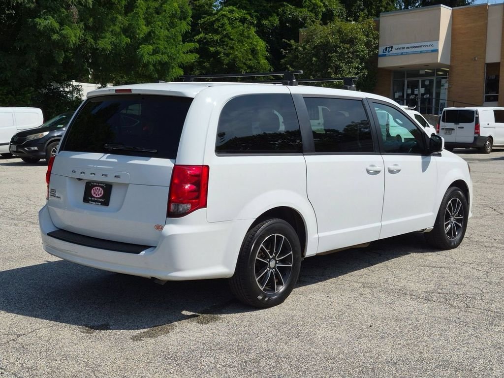 Used 2018 White Dodge SE Plus image 3