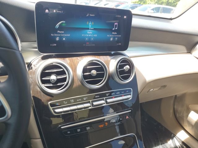 Used 2021  Mercedes-Benz GLC 300 image 15