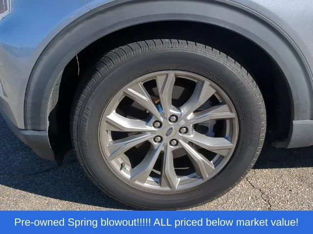 Used 2020 Silver Ford XLT image 7