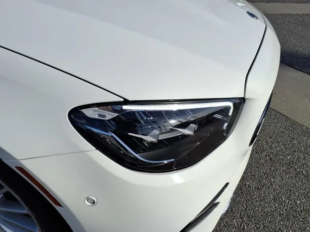 Used 2023 White Mercedes-Benz 4MATIC® image 11