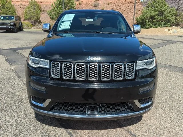 Used 2018 Black Jeep Summit image 2