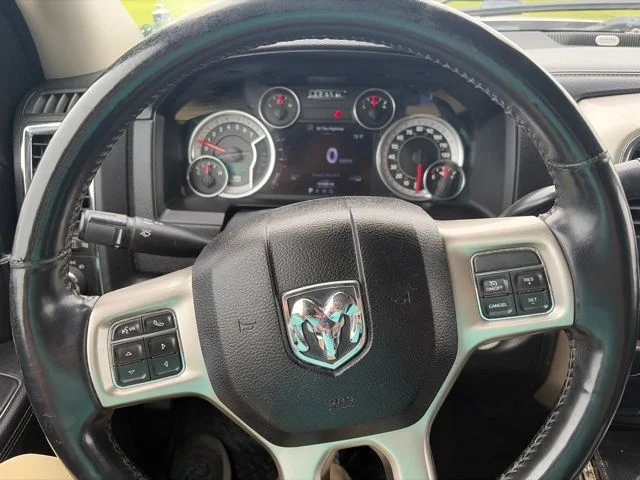 Used 2016 Silver Ram Laramie image 5