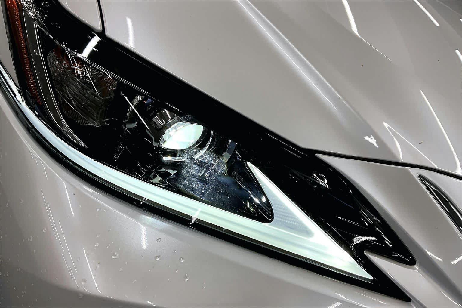 Certified Used 2025 Eminent White Pearl Lexus  image 27