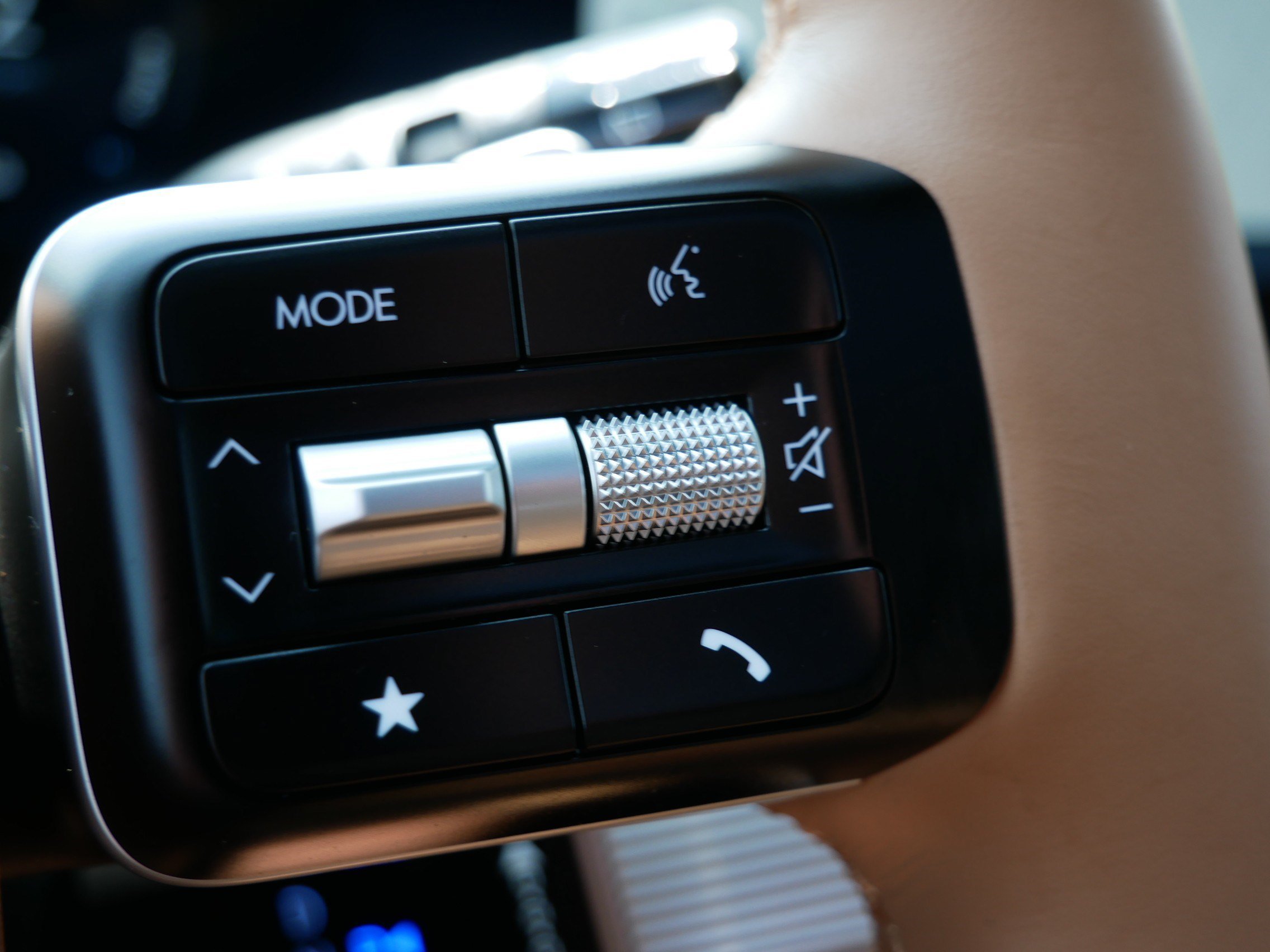2026 Hyundai Santa Fe Limited - Photo 29
