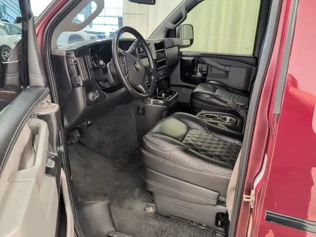 Used 2021 SPECIAL EXTERIOR COLOR Chevrolet LS image 6