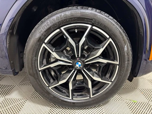Used 2024 Tanzanite Blue II Metallic BMW xDrive30i image 23