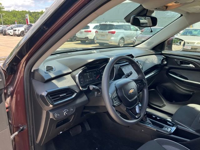 Used 2023 Mahogany Red Metallic Chevrolet LT image 11
