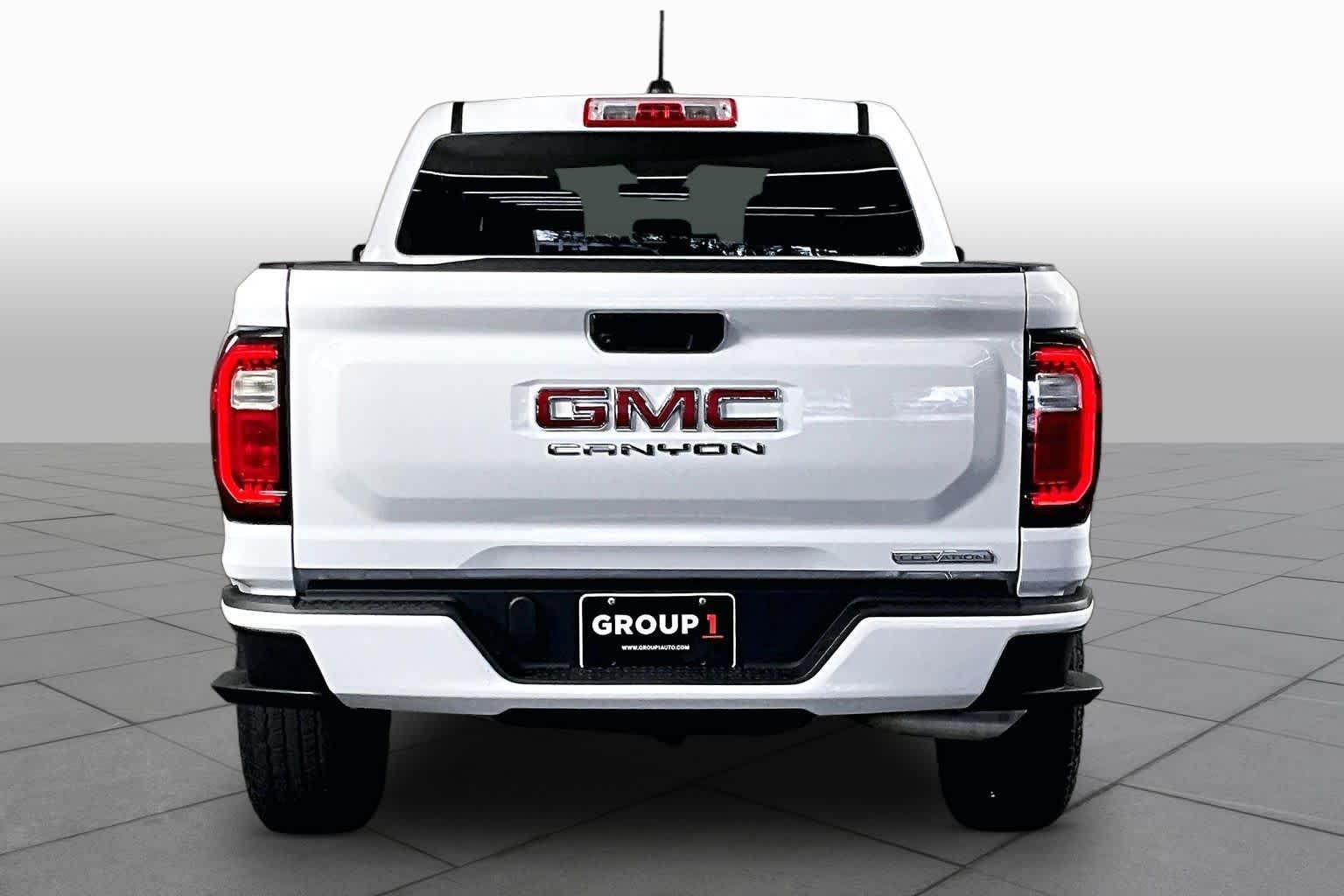 Used 2024 Summit White GMC 2WD Elevation image 5