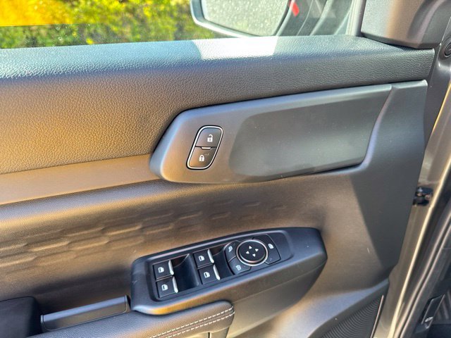 New 2026 Carbonized Gray Metallic Ford XLT image 17