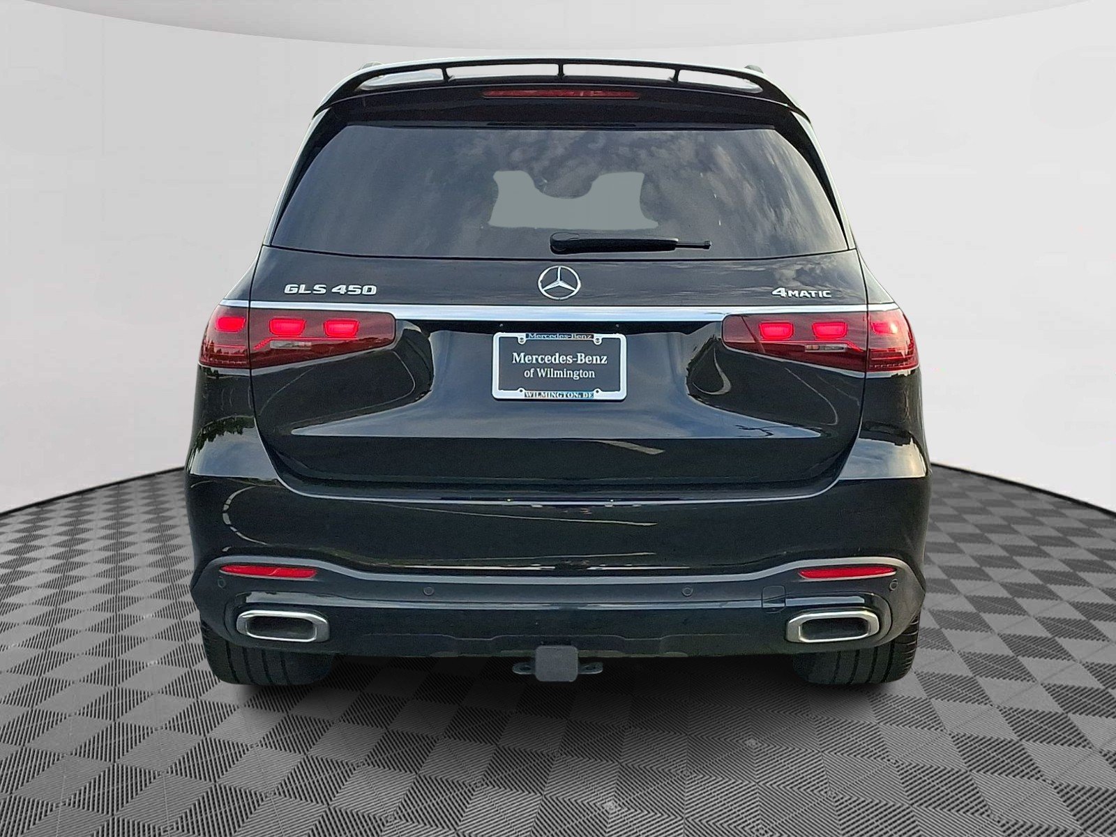 Used 2026 Black - 040 Mercedes-Benz 4MATIC® image 5