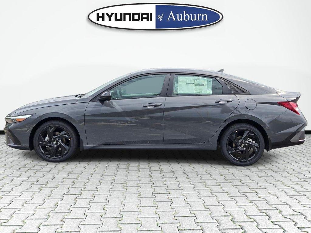 New 2026 Gray Hyundai SEL Sport image 9