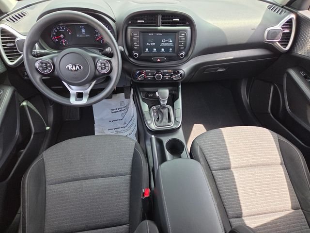 Used 2021 Orange Kia S image 9