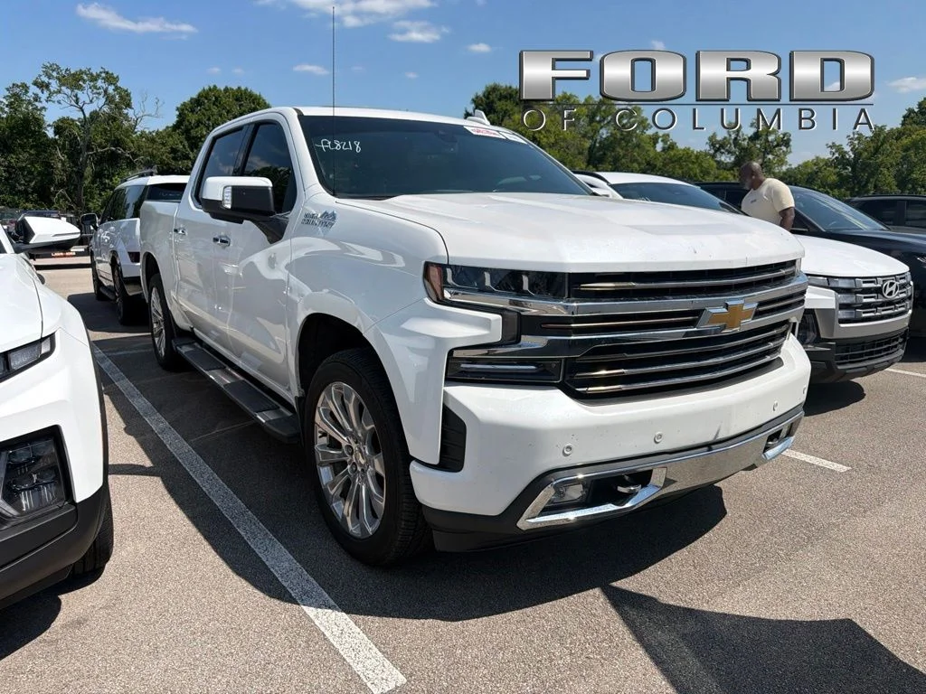 Used 2020 Beige Chevrolet High Country image 1