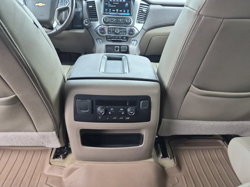 Used 2018 Silver Chevrolet LT image 29