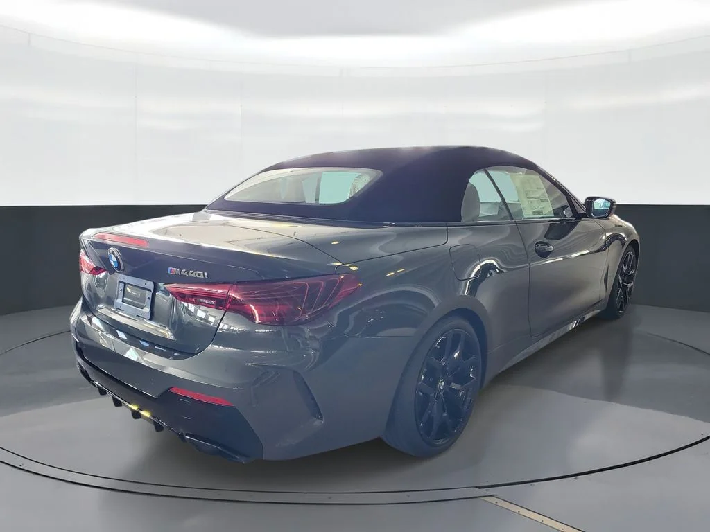 New 2027 Dravit Grey Metallic BMW M440i image 3