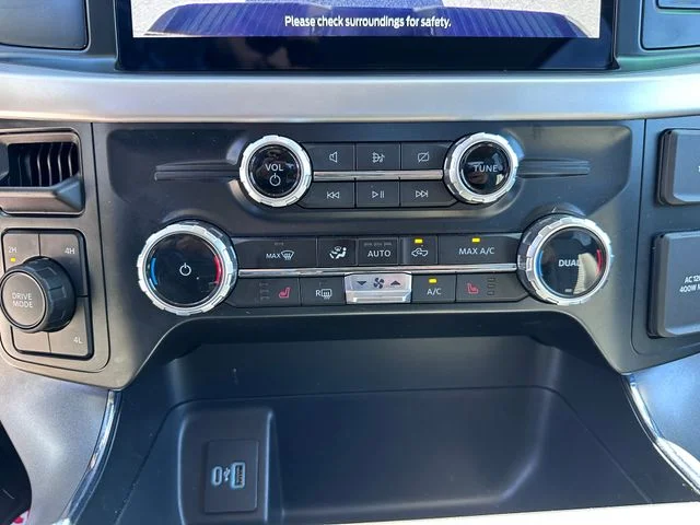 Certified Used 2023  Ford XLT image 16