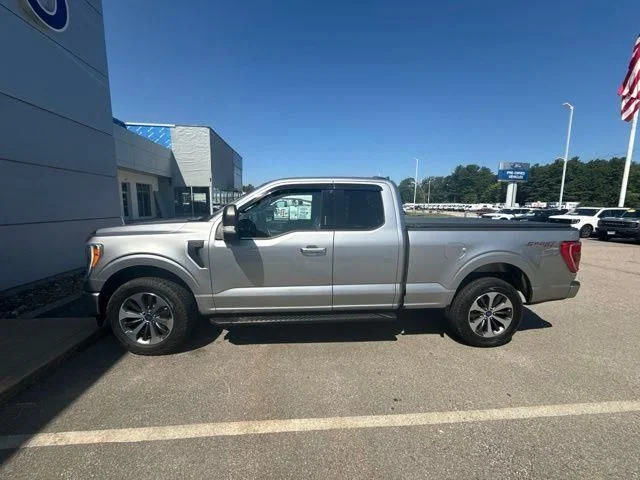 Used 2021 Silver Metallic Ford XLT image 4
