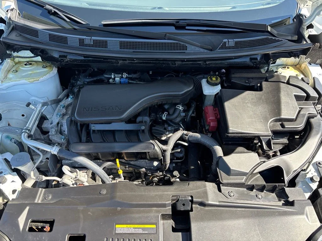 Used 2022 White Nissan SV image 14
