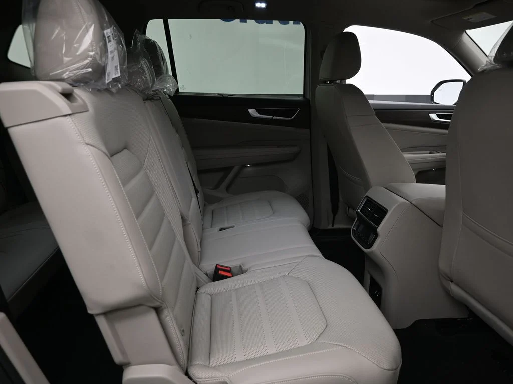 New 2026 Opal White Pearl Volkswagen 2.0T SEL image 8