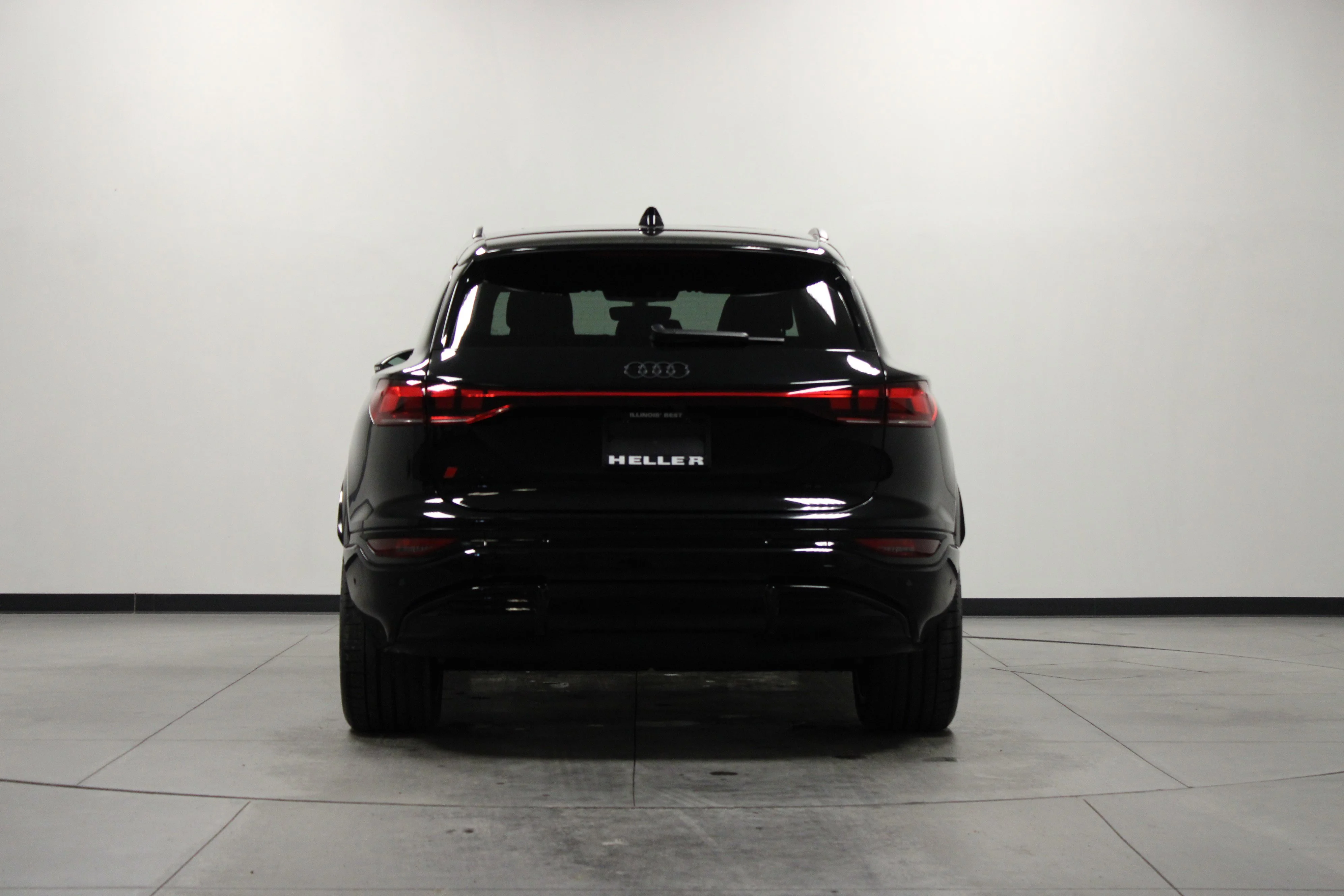 Used 2025 Black Metallic Audi Prestige image 5