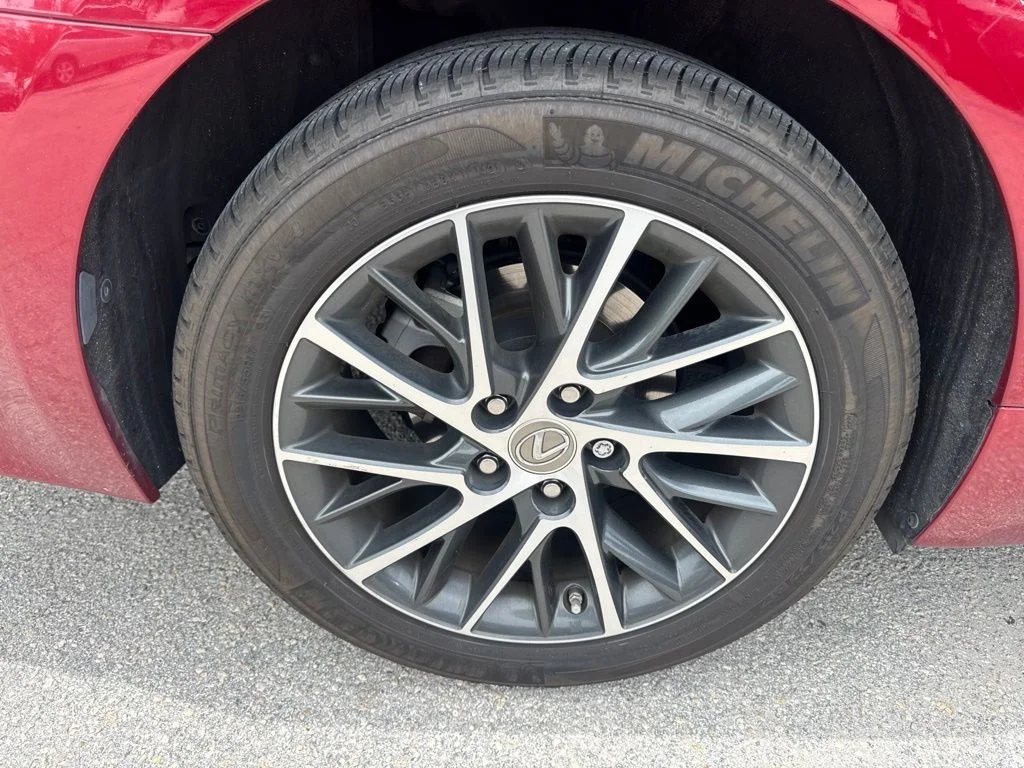 Used 2017 Red Lexus 350 image 9