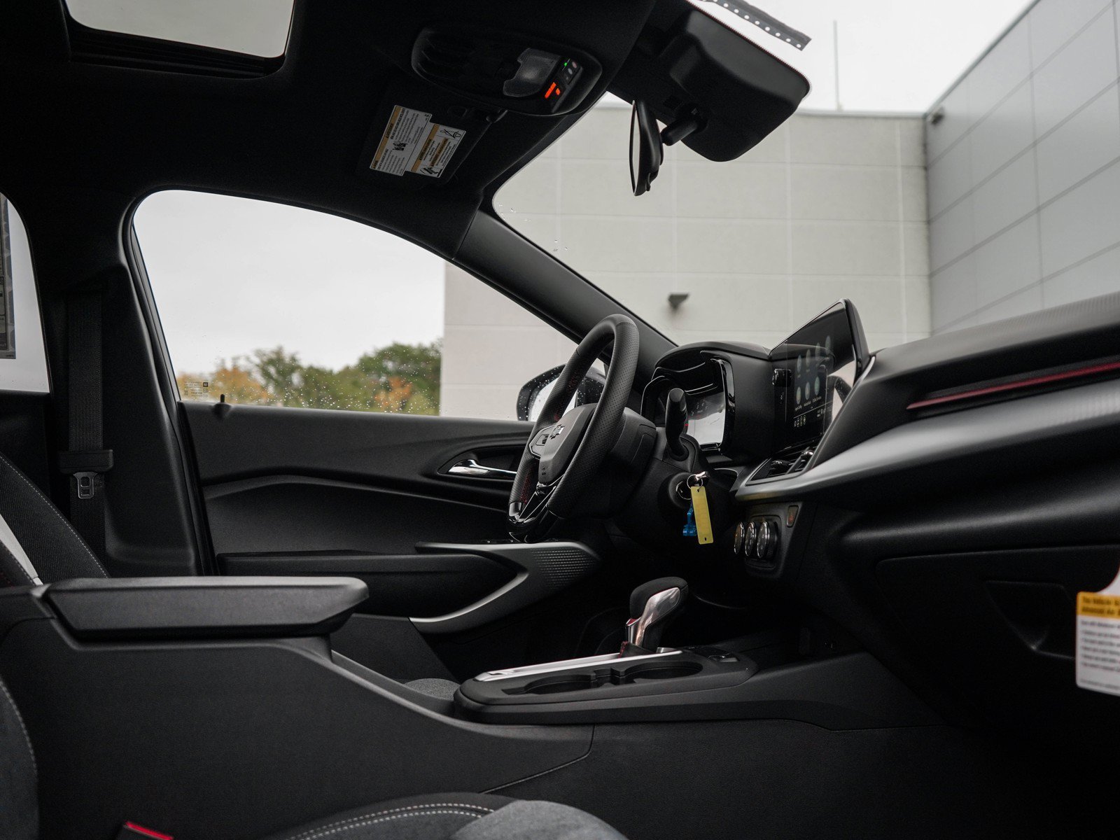 2026 Chevrolet Trax RS - Photo 9