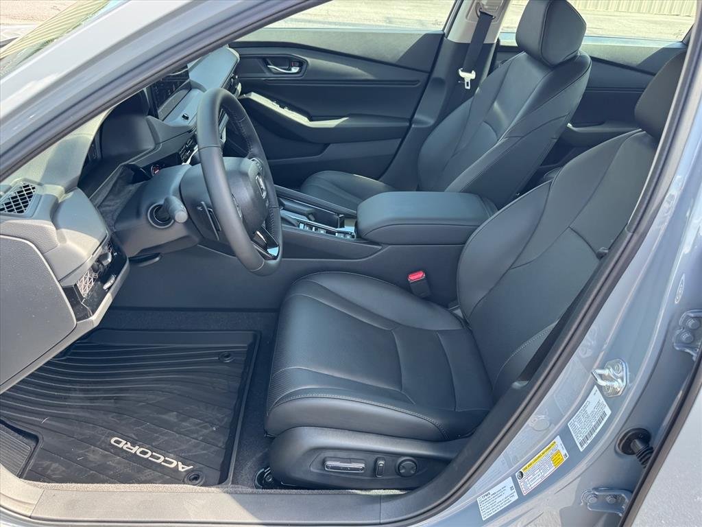 New 2026 Urban Gray Pearl Honda EX-L image 5