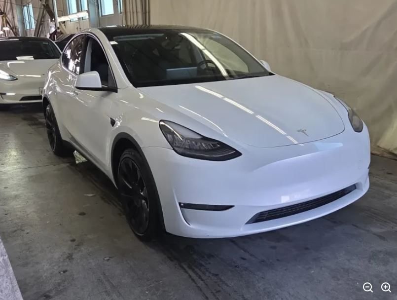 Used 2023 White Tesla Long Range image 4