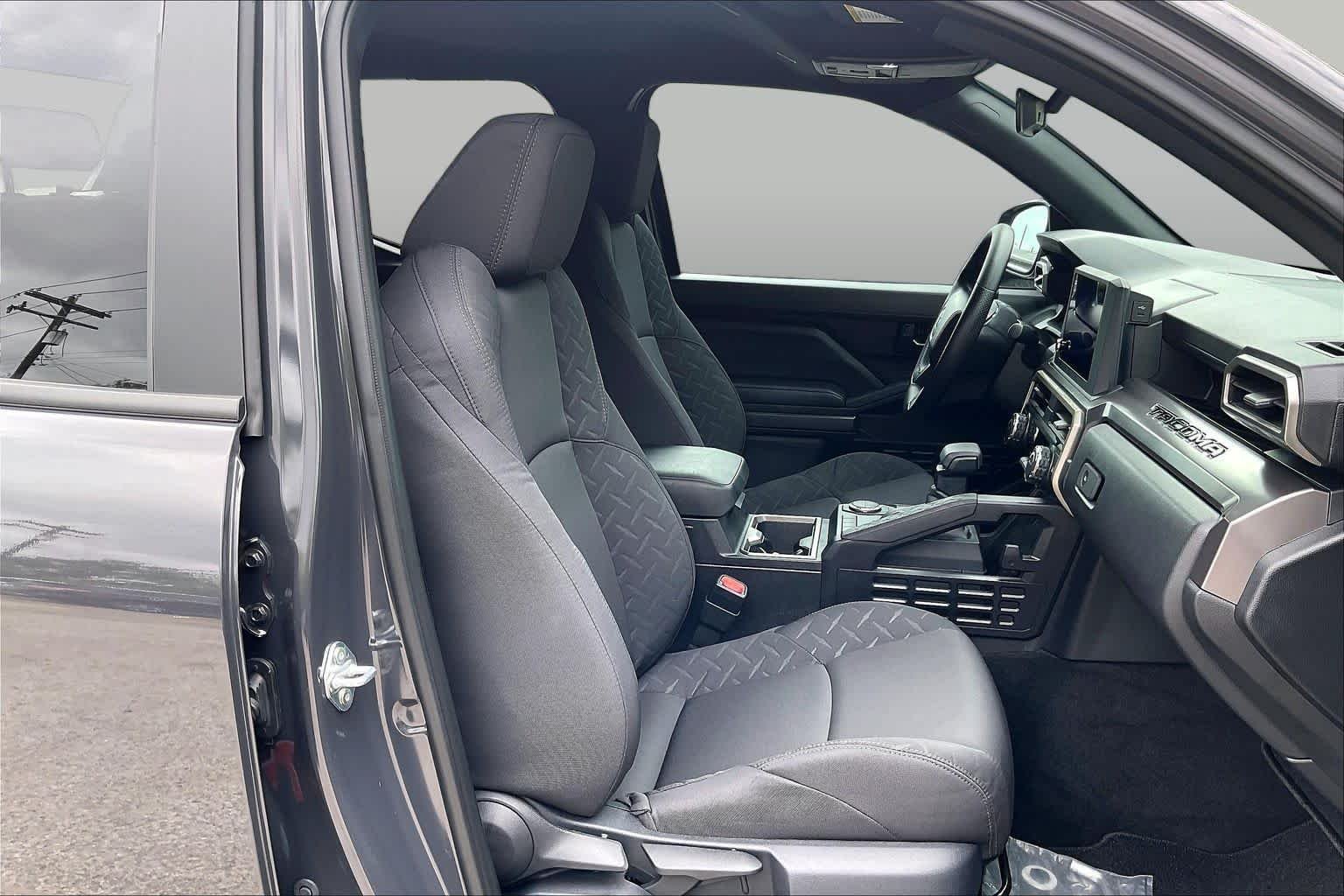 Used 2026 Underground Toyota SR5 image 9