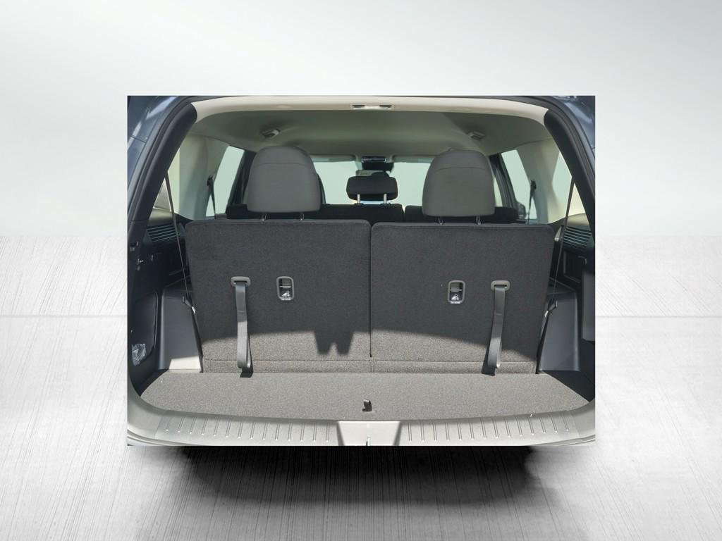 New 2026 Hampton Gray Hyundai SE FWD image 34