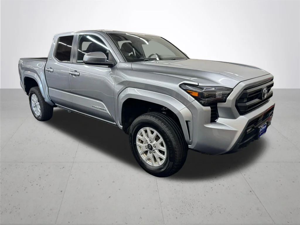 Used 2024 Silver Toyota SR5 image 9