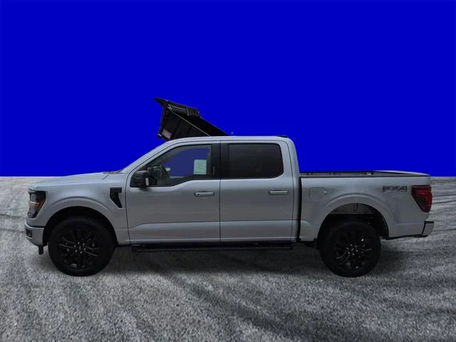 New 2026 Iconic Silver Metallic Ford XLT image 7